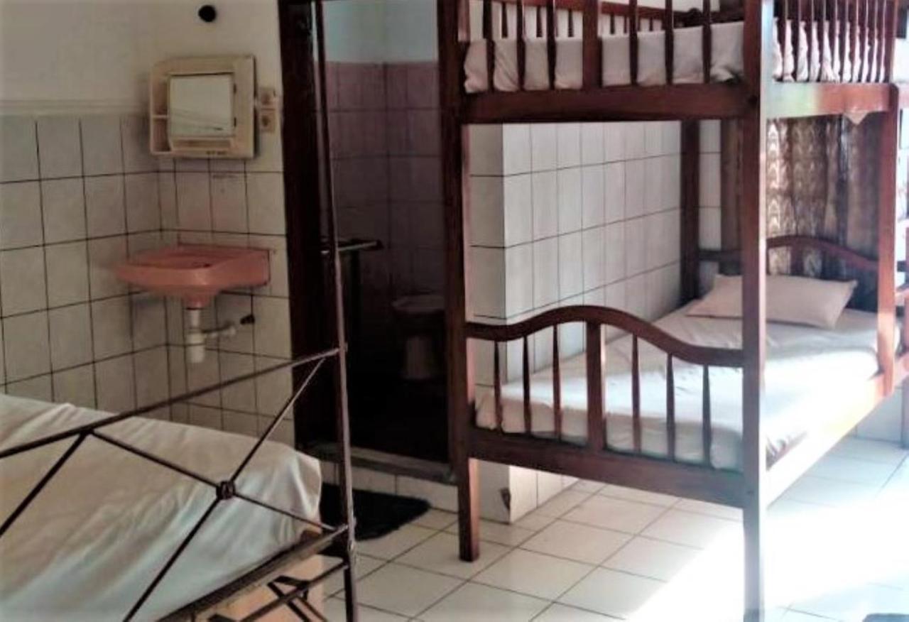 Mojokerto Wisma & Kantin Amanda מראה חיצוני תמונה